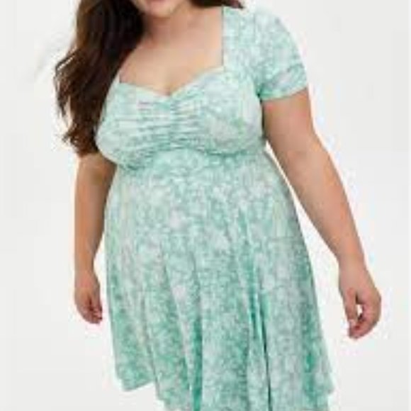 torrid Dresses & Skirts - Torrid Challis Shirred Front Skater Dress
